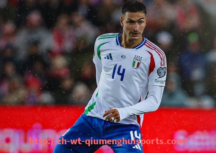 球盟会官网-世俱杯比赛中球员抢球后快速组织进攻的效率与时机判断